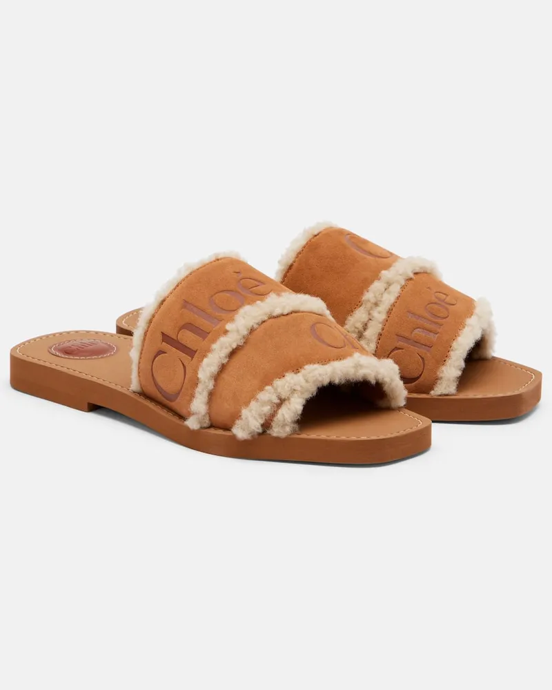 Chloé Chloé Pantoletten Woody aus Veloursleder mit Faux Fur Braun