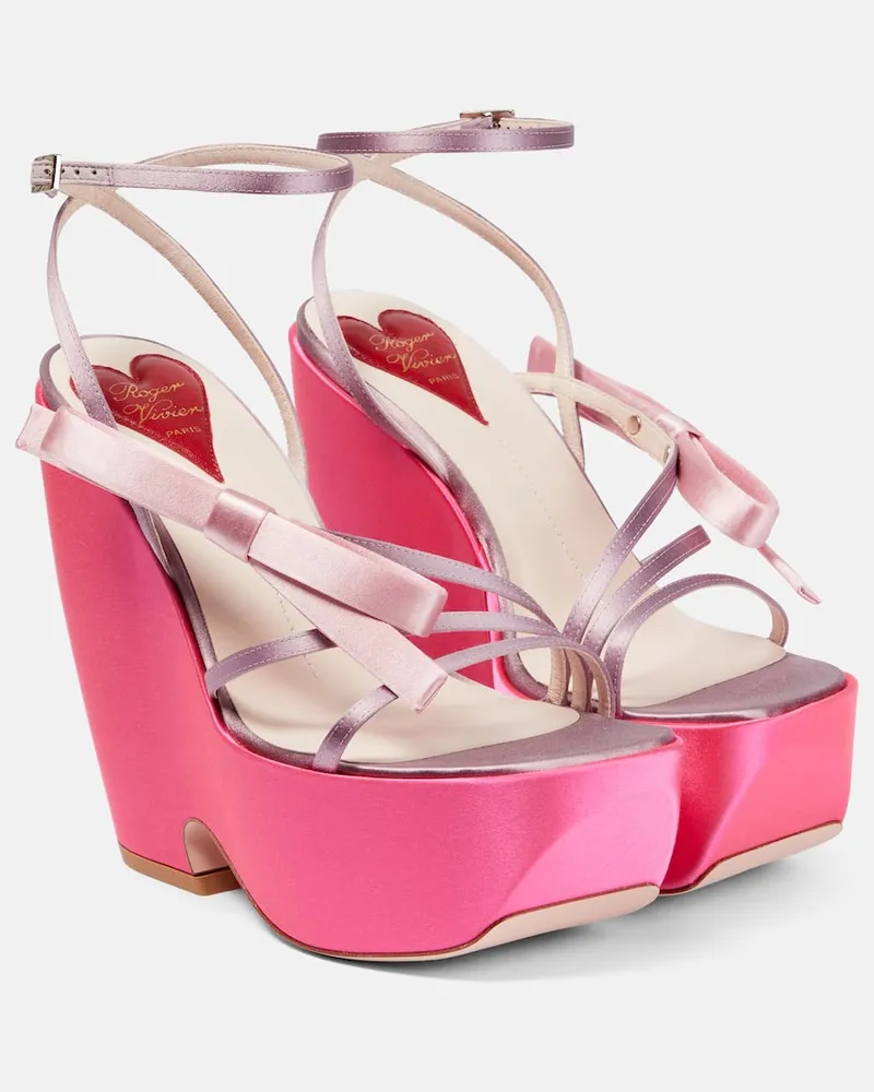 Roger Vivier Wedge-Sandalen Choc Bow aus Satin Rosa