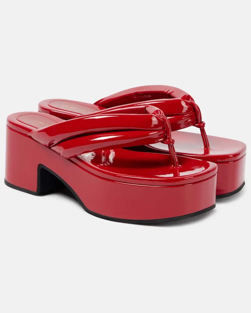 Dries van Noten Sandalen 60 aus Lackleder Rot