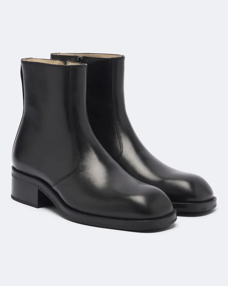 Christophe Lemaire Ankle Boots aus Leder Schwarz
