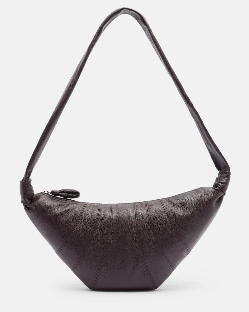 Christophe Lemaire Schultertasche Croissant Medium aus Leder Braun