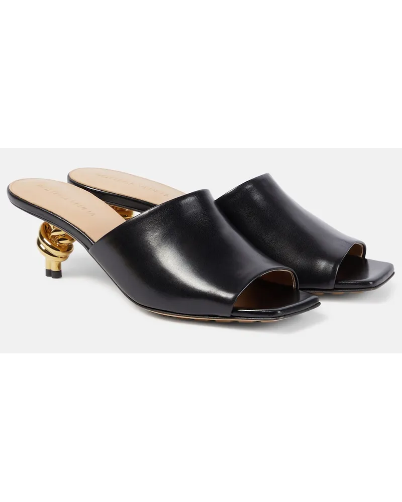 Bottega Veneta Pantoletten Knot 45 aus Leder Schwarz