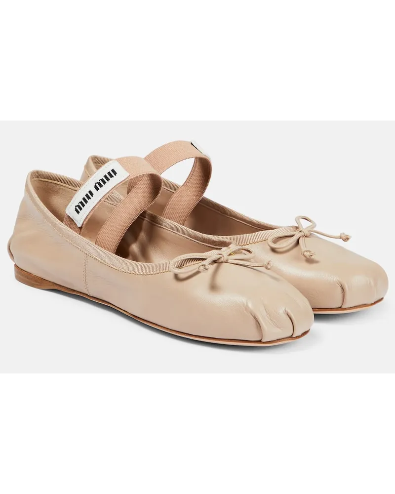 Miu Miu Ballerinas aus Leder Beige