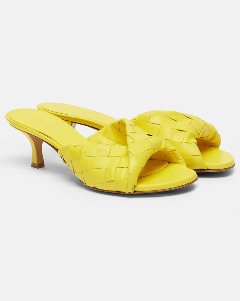 Bottega Veneta Pantoletten Blink 50 aus Leder Gelb