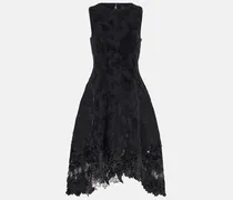 Robe aus Guipure-Spitze und Samt