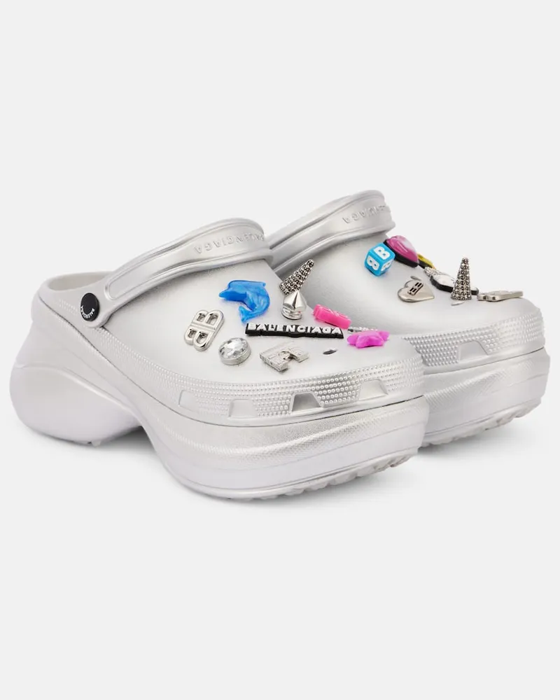 Balenciaga X Crocs Plateau-Clogs Silber