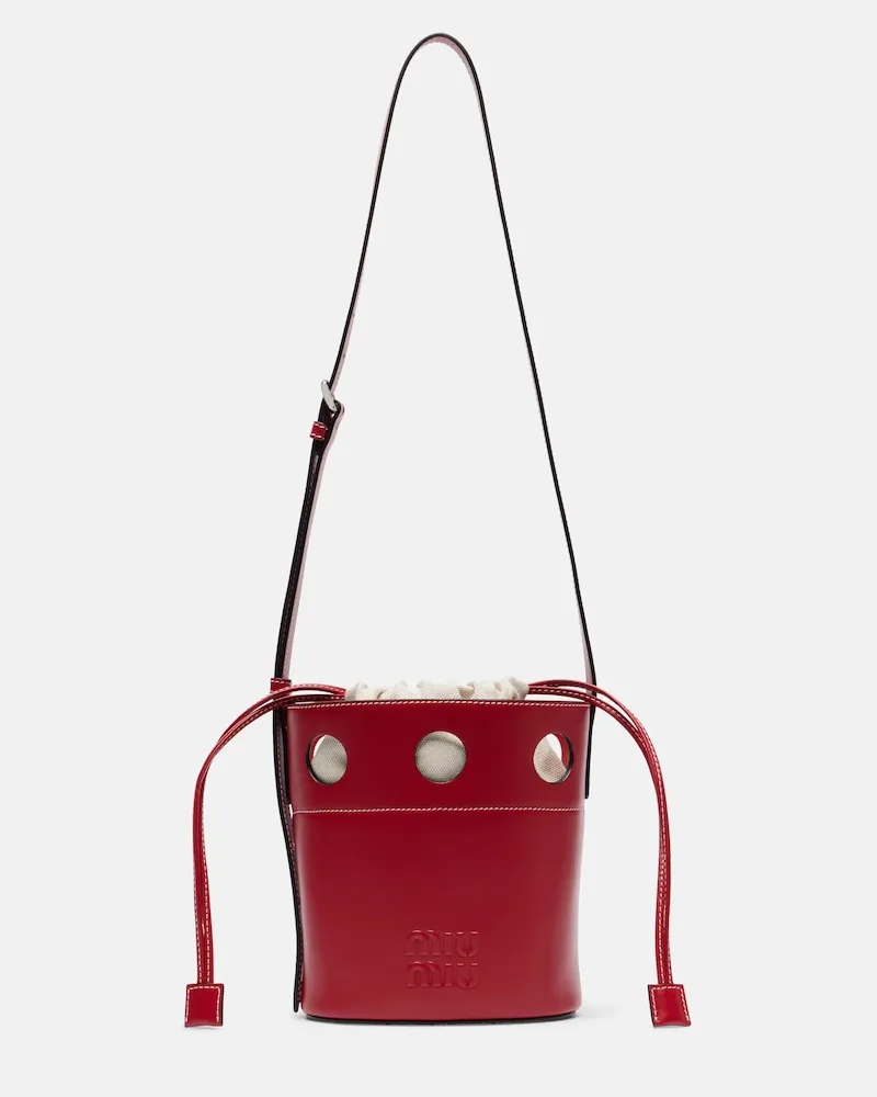 Miu Miu Bucket-Bag aus Leder mit Cut-outs Rot