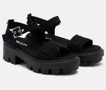 Sandalen aus Canvas