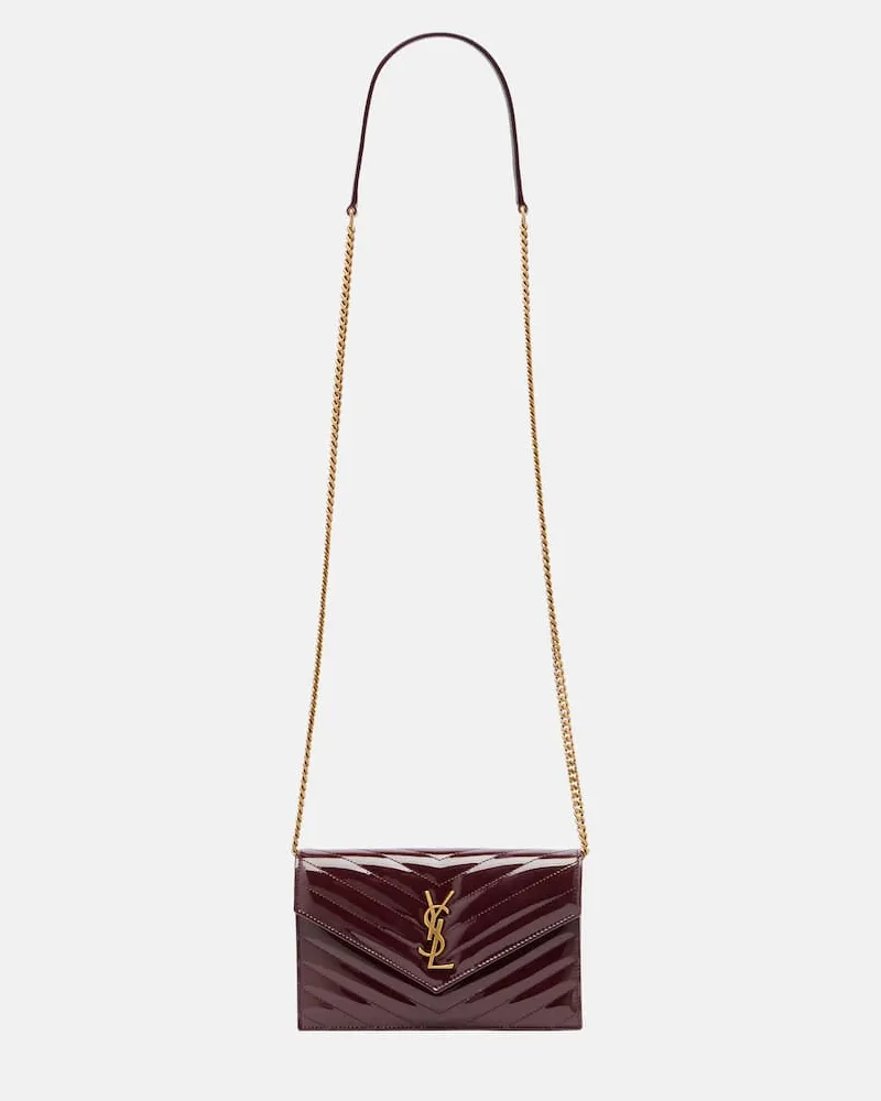 Saint Laurent Portemonnaie mit Kettenriemen Cassandre Envelope Burgund