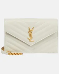 Saint Laurent Portemonnaie mit Kettenriemen Cassandre Envelope Weiss