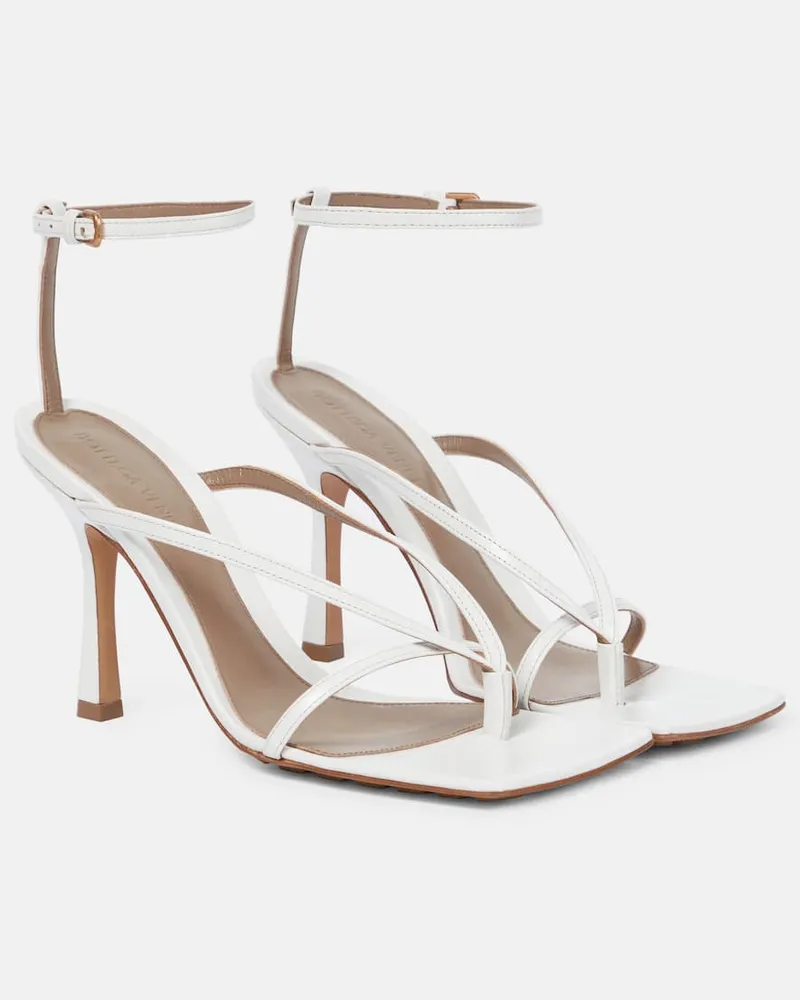 Bottega Veneta Sandalen Stretch aus Leder Weiß