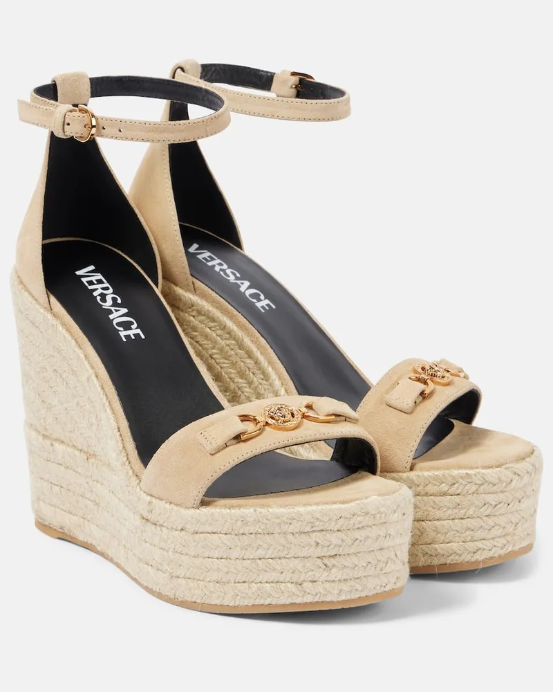 Versace Wedge-Sandalen Medusa '95 aus Veloursleder Neutral