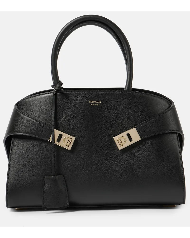 Ferragamo Tote Hug Small aus Leder Schwarz