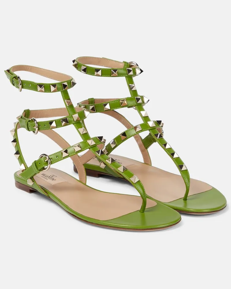 Valentino Garavani Sandalen Rockstud aus Leder Grün