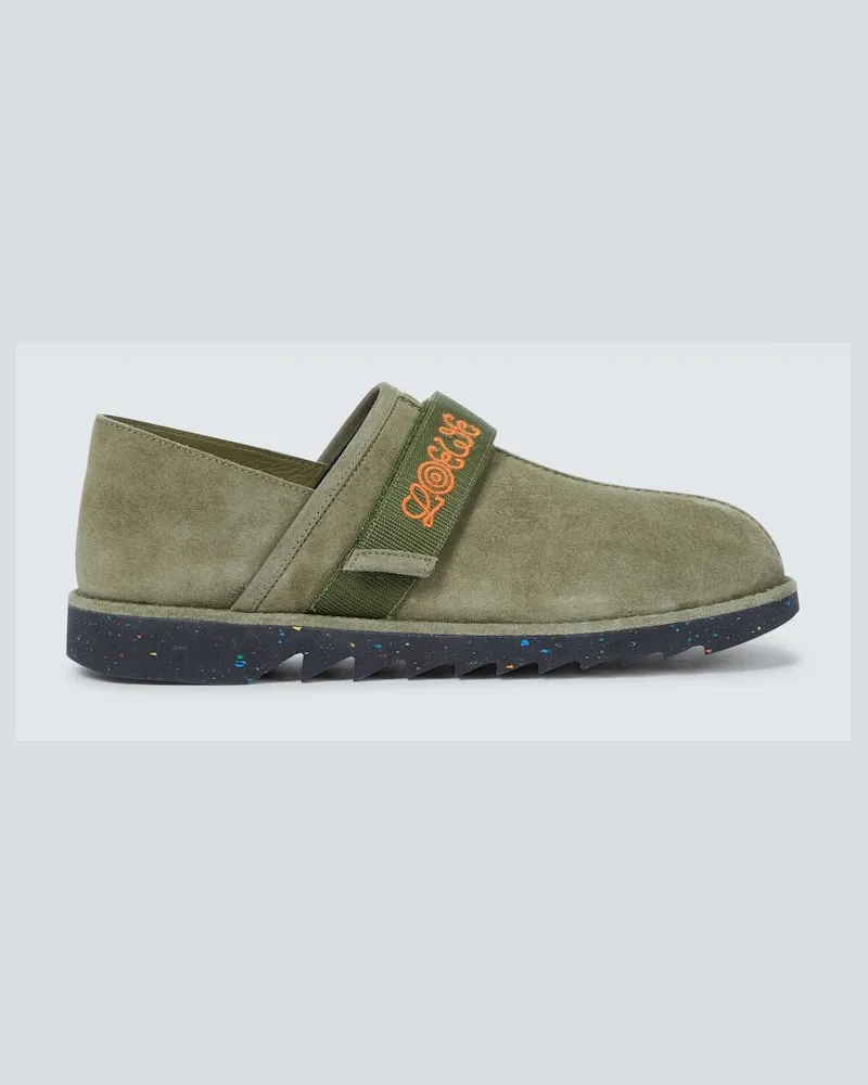 Loewe Slippers aus Veloursleder Grün