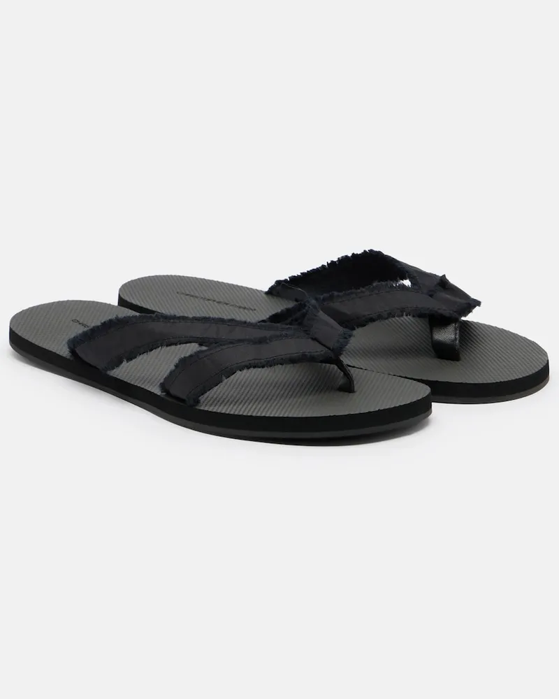 Christopher Esber Sandalen Freya aus Satin Schwarz