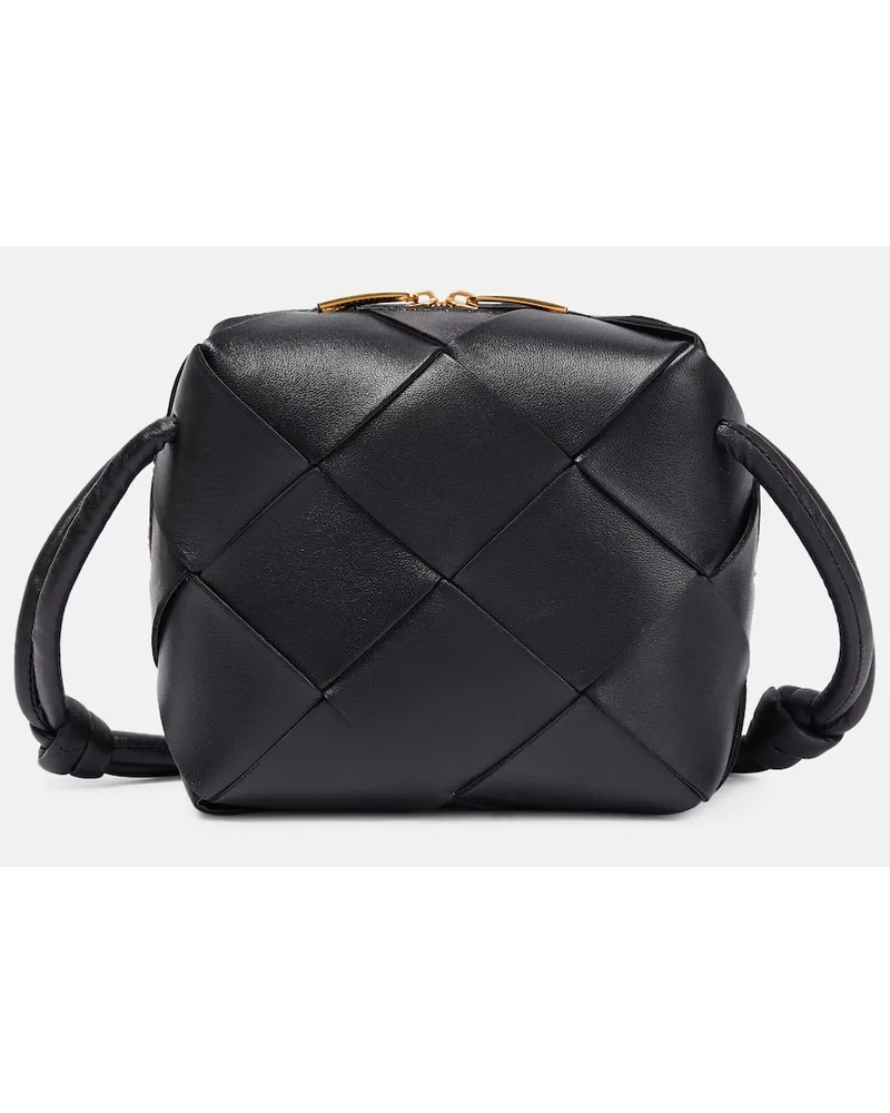 Bottega Veneta Schultertasche Cassette Mini aus Leder Schwarz