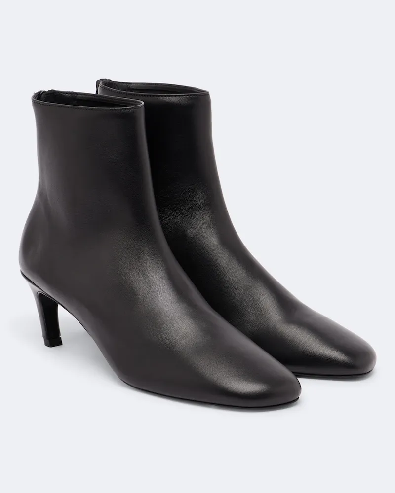 Totême Ankle Boots aus Leder Schwarz