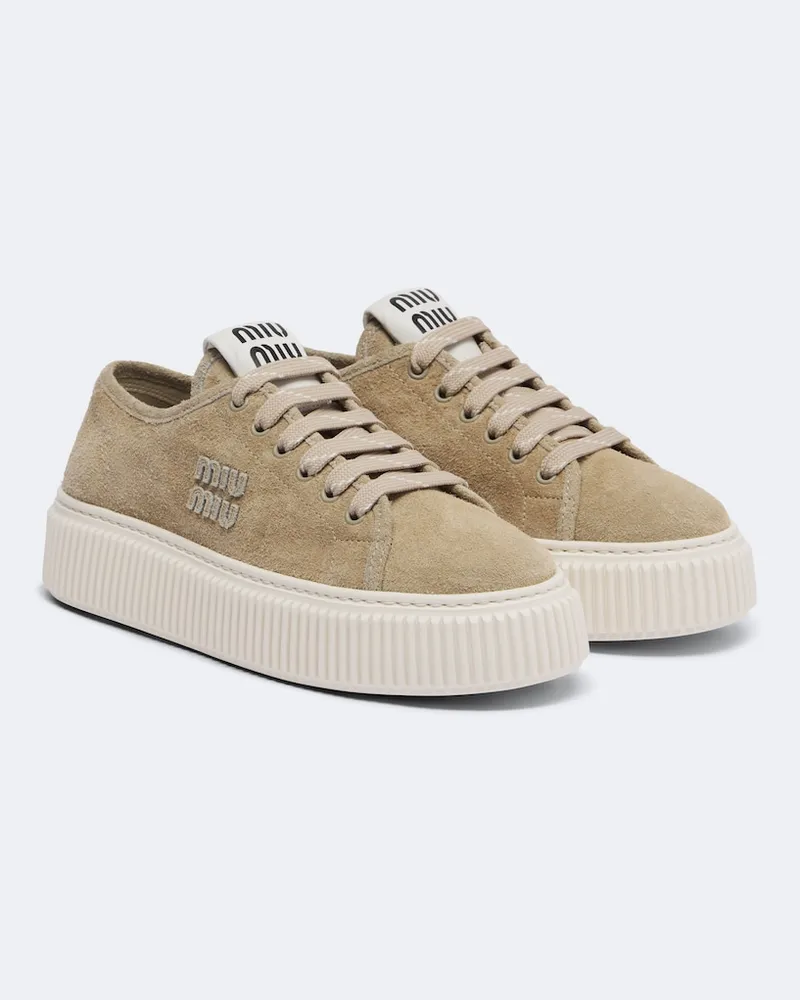 Miu Miu Plateau-Sneakers aus Veloursleder Beige