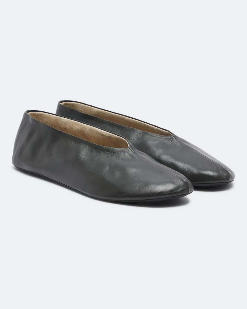 The Row Ballerinas Stella aus Leder Schwarz