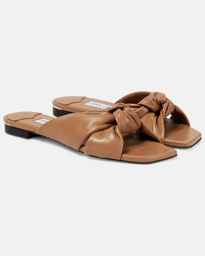 Jimmy Choo Pantoletten Avenue aus Leder Braun