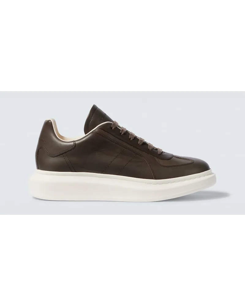 Alexander McQueen Sneakers Oversized aus Leder Grau