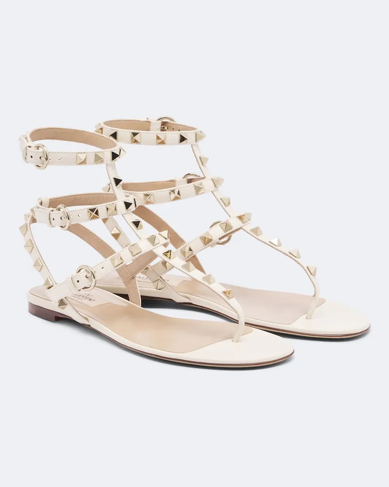 Valentino Garavani Sandalen Rockstud aus Leder Weiß