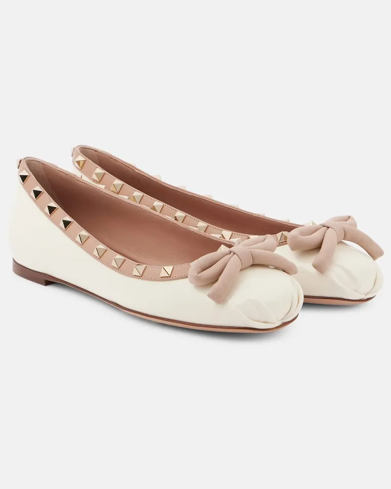 Valentino Garavani Ballerinas Rockstud aus Leder Weiss