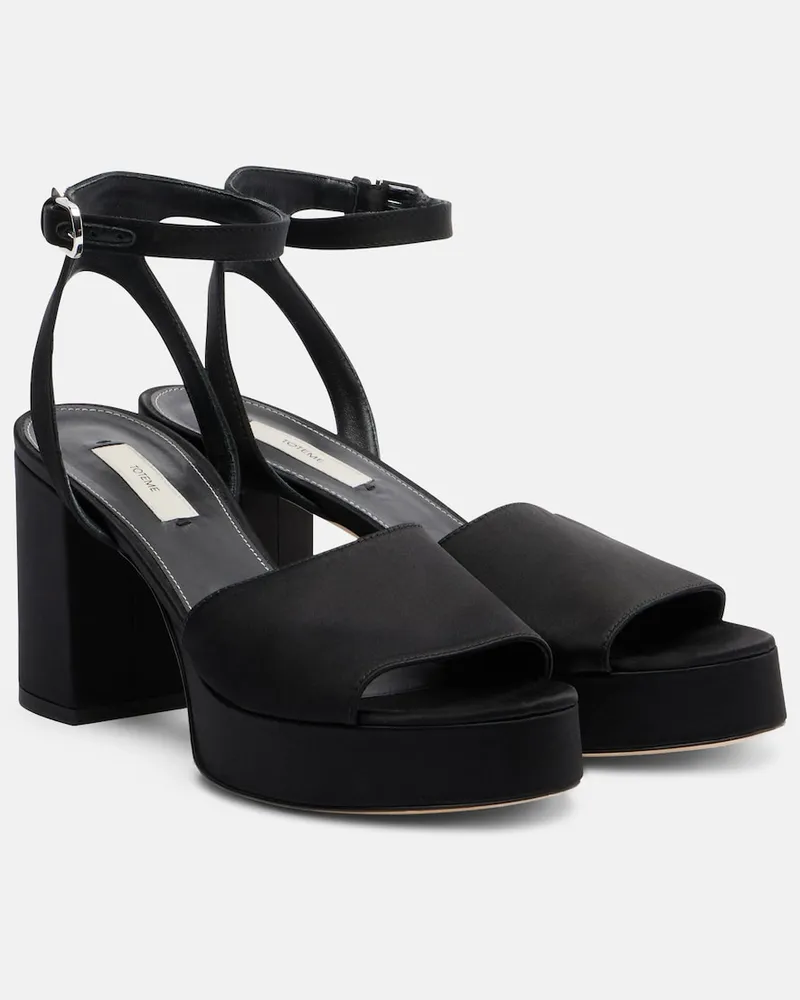 Totême Plateausandalen aus Satin Schwarz