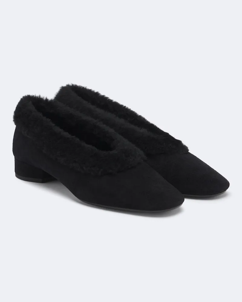 aeyde Ballerinas Delia aus Veloursleder mit Shearling Schwarz