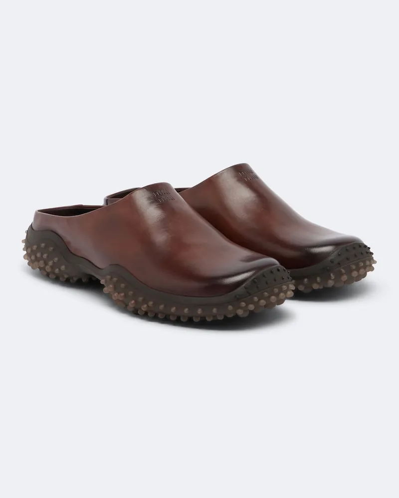 Miu Miu Slippers aus Leder Braun