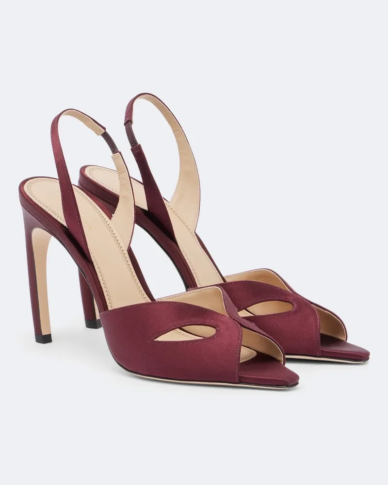 Victoria Beckham Slingback-Sandalen Harlow aus Satin Burgunderrot