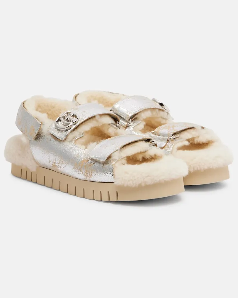 Gucci Sandalen New Marmont GG aus Metallic-Leder Silber