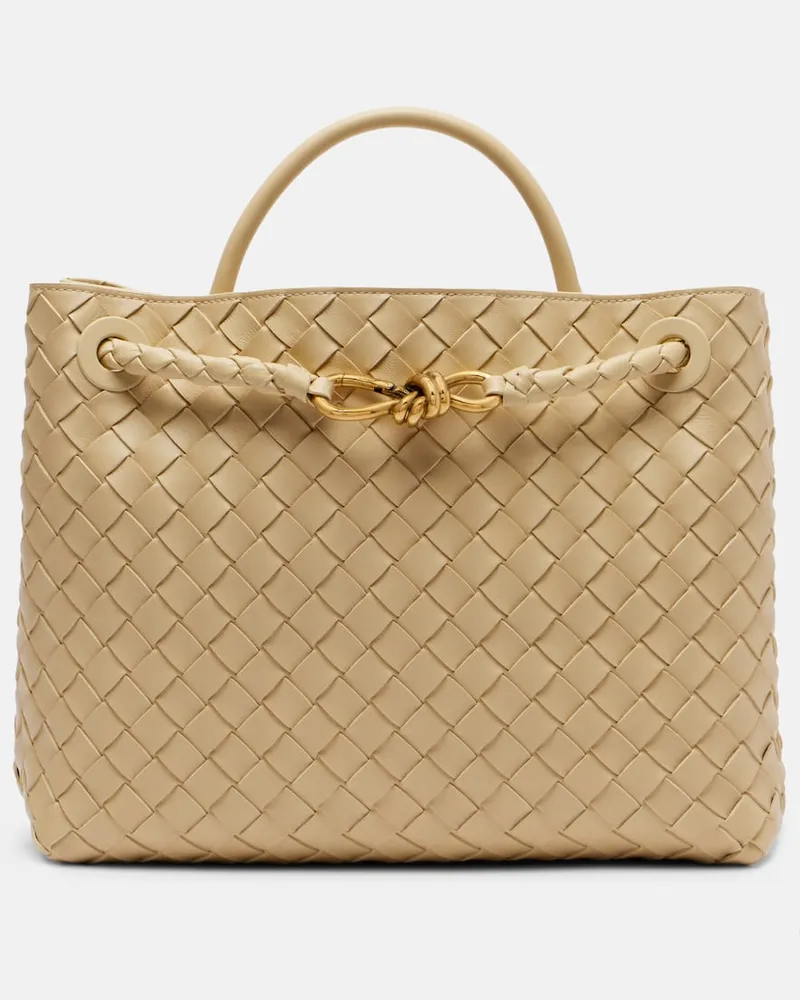 Bottega Veneta Tote Bag Andiamo Medium aus Leder Beige