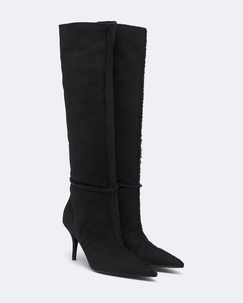 Magda Butrym Stiefel aus Veloursleder mit Shearling Schwarz