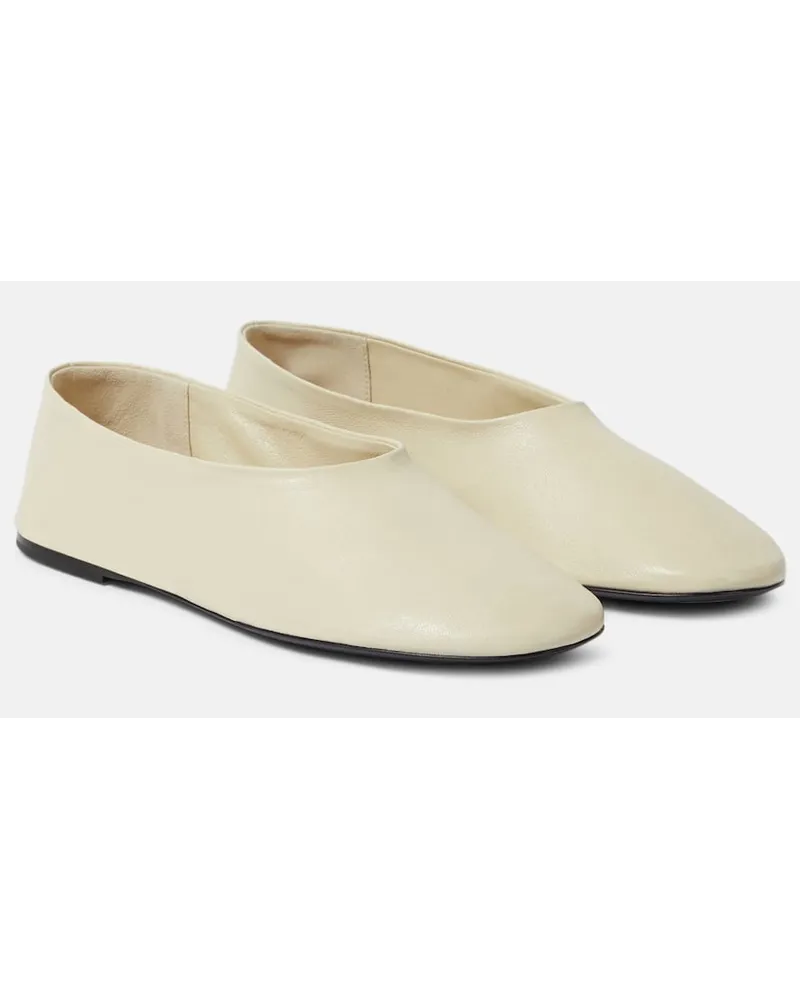 KHAITE Ballerinas Marcy aus Leder Weiss