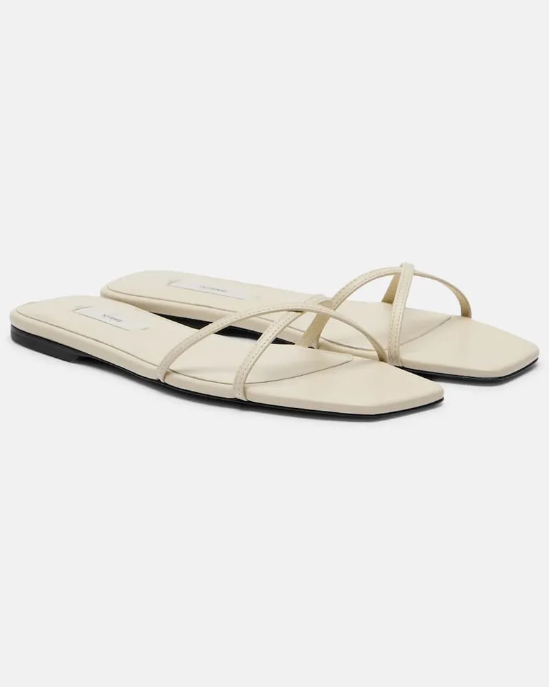 Totême Sandalen aus Leder Weiß