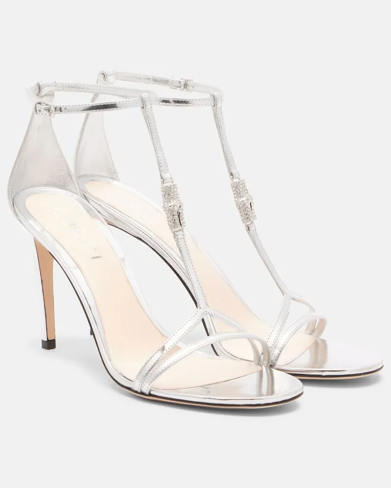Gucci Verzierte Sandalen aus Metallic-Leder Silber