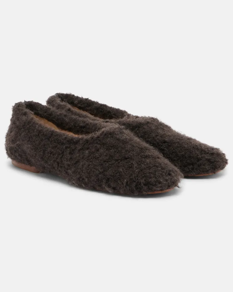 Gabriela Hearst Ballerinas Emperor aus Bouclé Braun