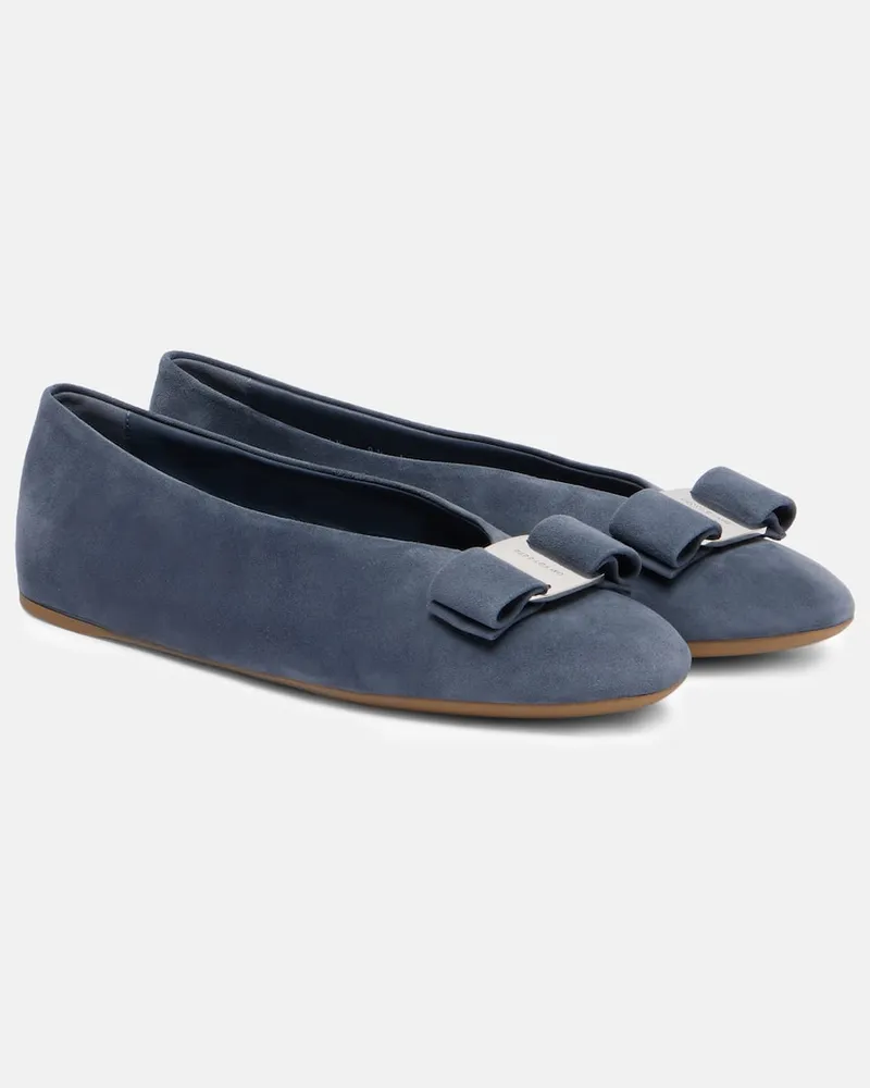 Ferragamo Ballerinas Vanna aus Veloursleder Blau