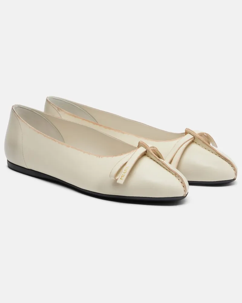 Prada Ballerinas aus Leder Weiß