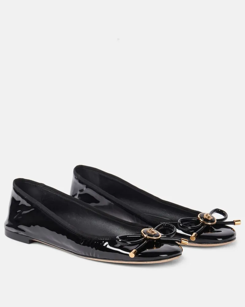 Versace Ballerinas Opera aus Lackleder Schwarz