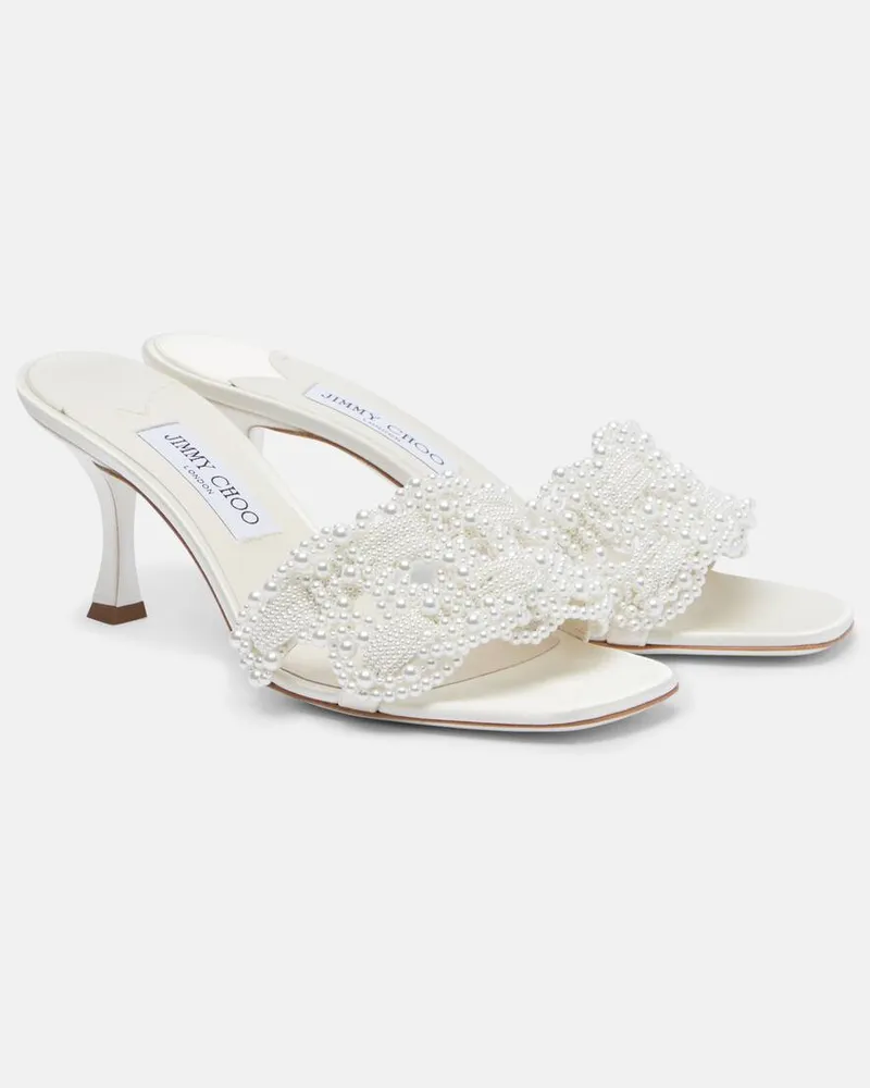 Jimmy Choo Mules Cary 70 aus Satin mit Zierperlen Weiß