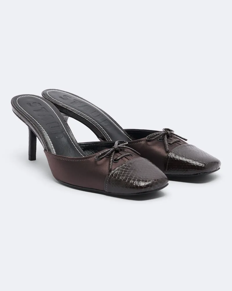 STAUD Mules Faye aus Satin mit Leder Braun