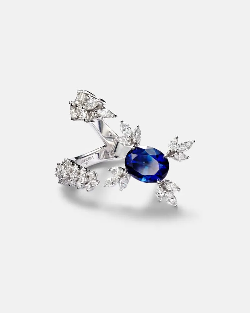 YEPREM Ring Reign Supreme aus 18kt Weißgold mit Diamanten und Saphir Silber
