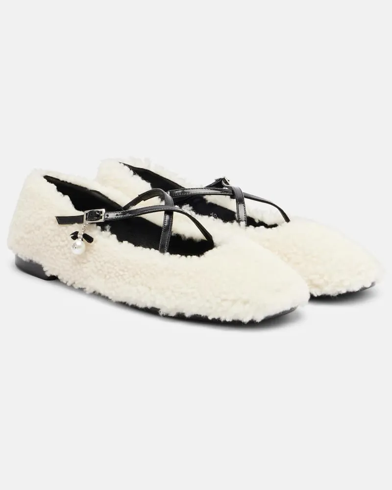 Jimmy Choo Ballerinas Eleri aus Shearling Weiß