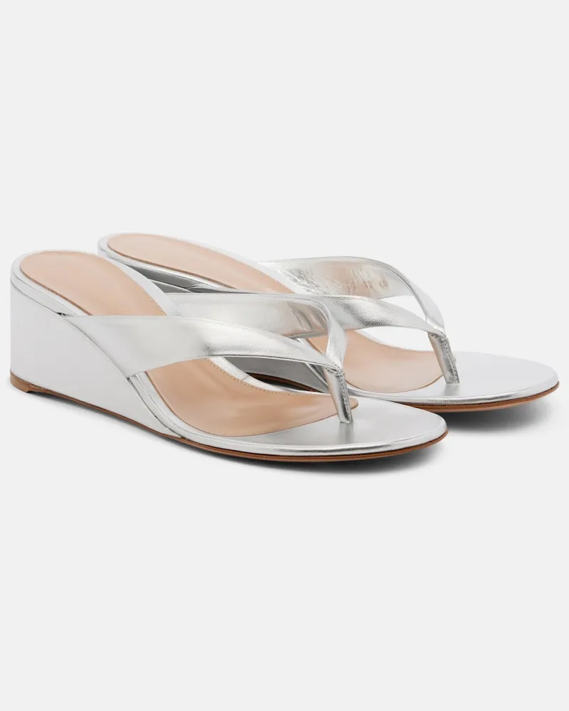 Gianvito Rossi Wedge-Sandalen Sofia aus Metallic-Leder Silber
