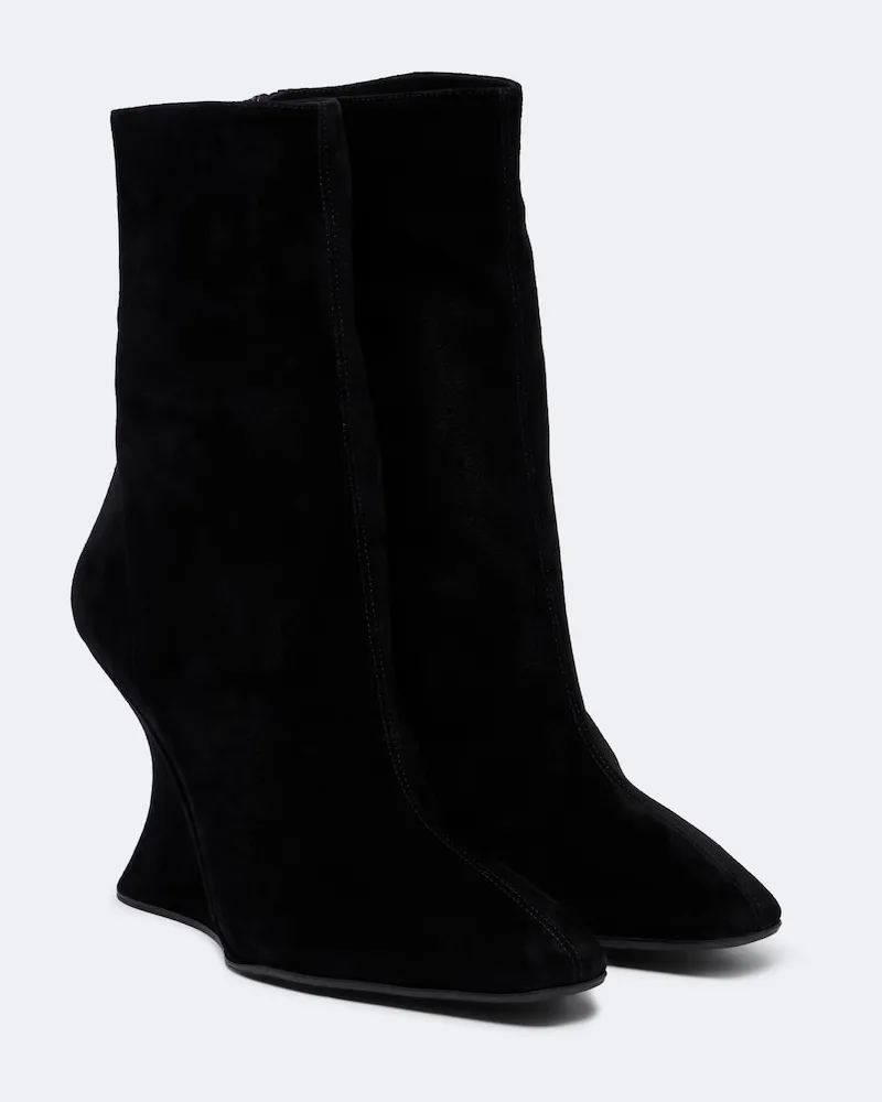 Aquazzura Ankle Boots Amore aus Veloursleder Schwarz