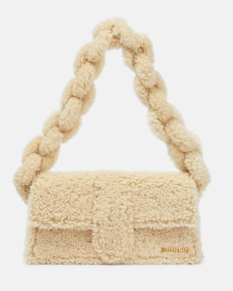 Jacquemus Schultertasche Le Bambidou aus Shearling Neutral