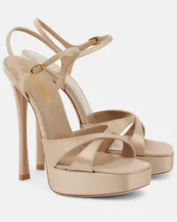 Saint Laurent Plateausandalen Debbie aus Satin Beige